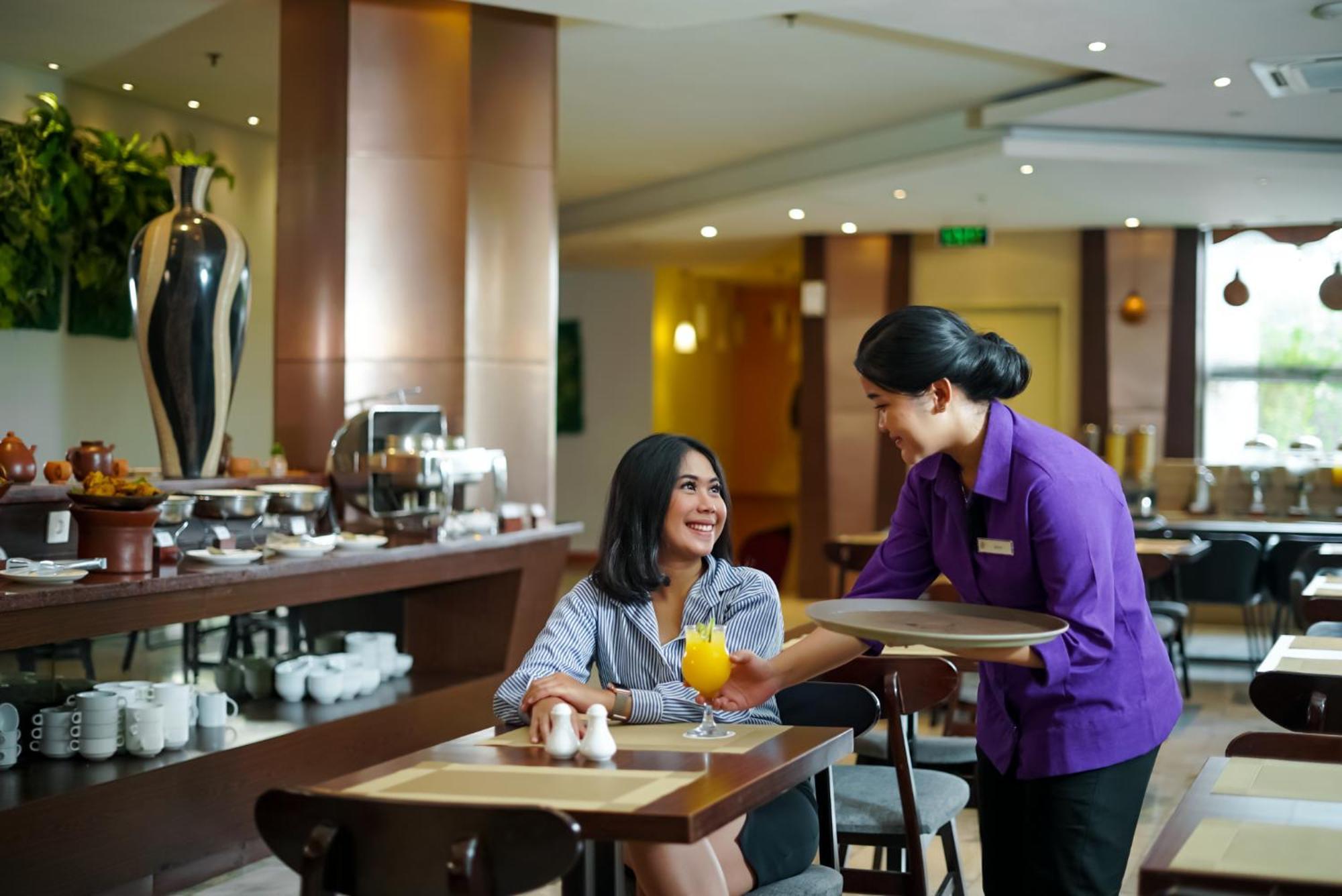 Grand Tjokro Jakarta Exterior photo